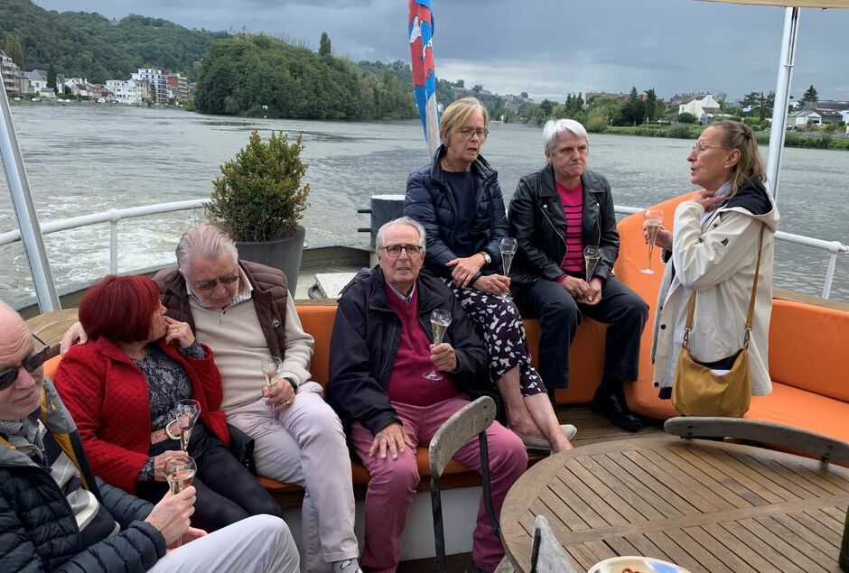  CROISIERE EN V.I.P SUR LA MEUSE AVEC DEGUSTATION DE PRODUITS NAMUROIS