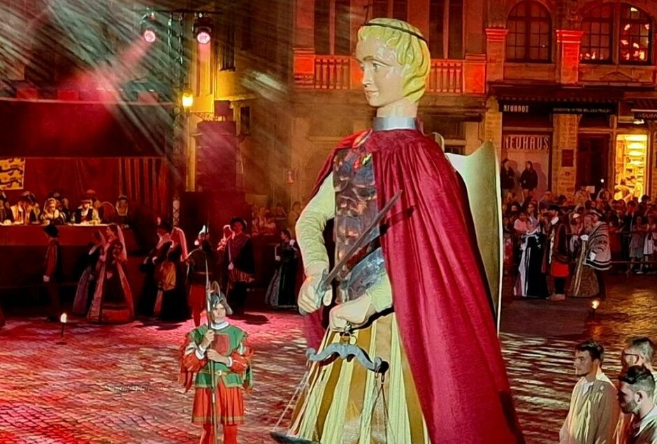 L'OMMEGANG, UN SPECTACLE A VOUS COUPER LE SOUFLE !!