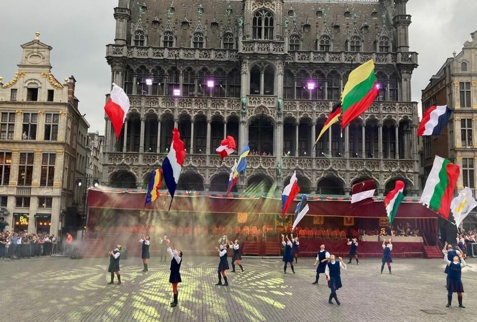 L'OMMEGANG, UN SPECTACLE A VOUS COUPER LE SOUFLE !!
